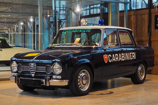 Noleggio a lungo termine AlfaRomeo 2.2Turbodiesel150CVBusinessLaunchEdition